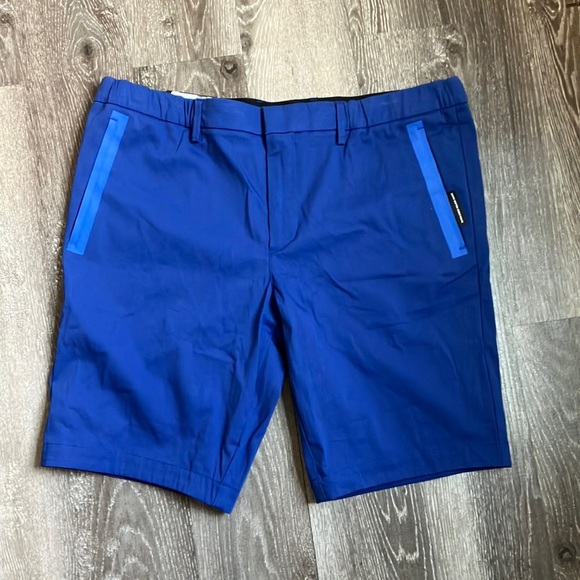 Hugo Boss - Picture 1 of 11